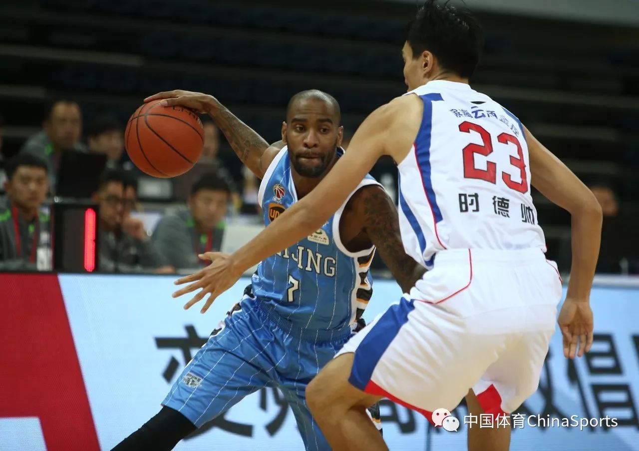 关于风云突变！法兰克福关键时刻临场应变；CBA常规赛版图或变；管理层满意；临场指挥获称赞的信息